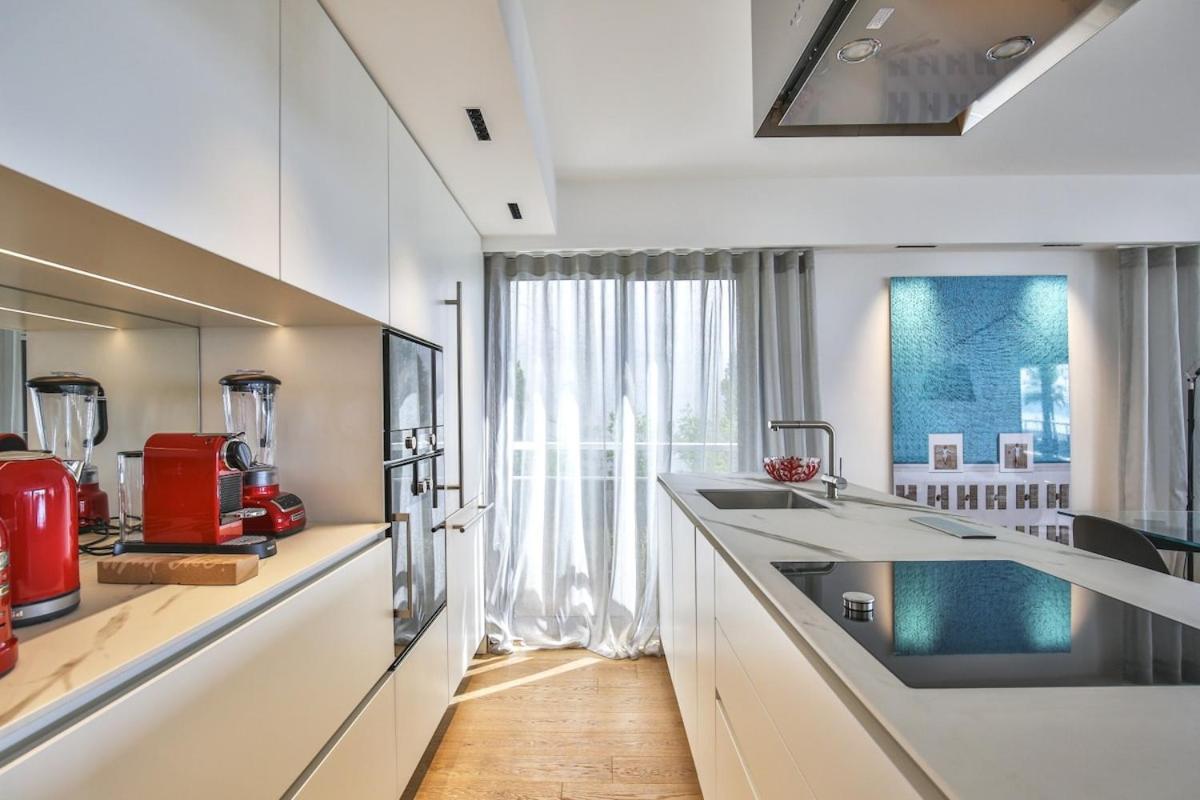 Sublime Promenade Des Anglais Apartment