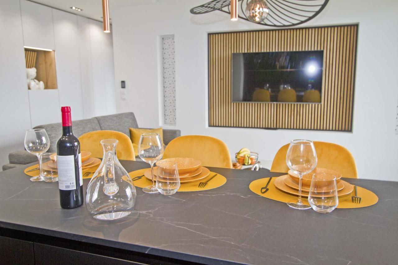 Apartment Luxury Garden Jacuzzi Promenade *