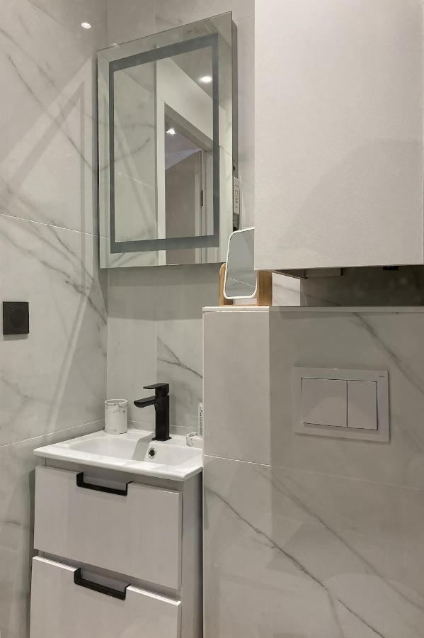 Apartment Superbe Studio Plage/ Promenade Des Anglais 102 *