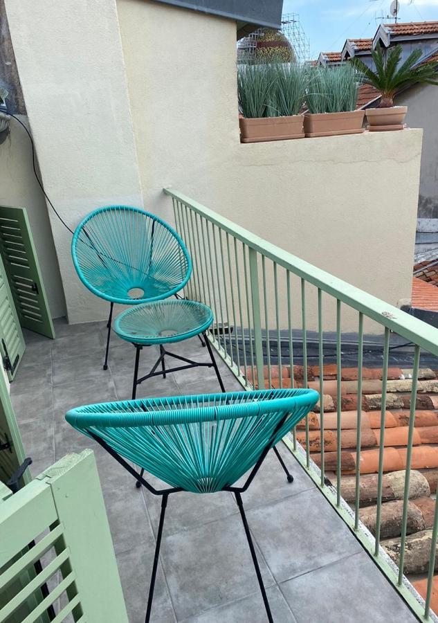Cozy With Terrace - Old Town Nice