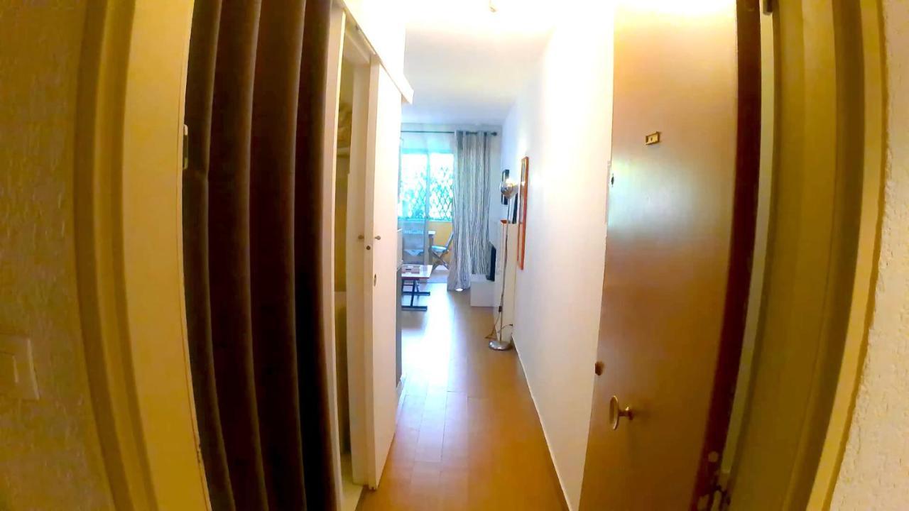 25 Joseph Giordan Apartment Nice