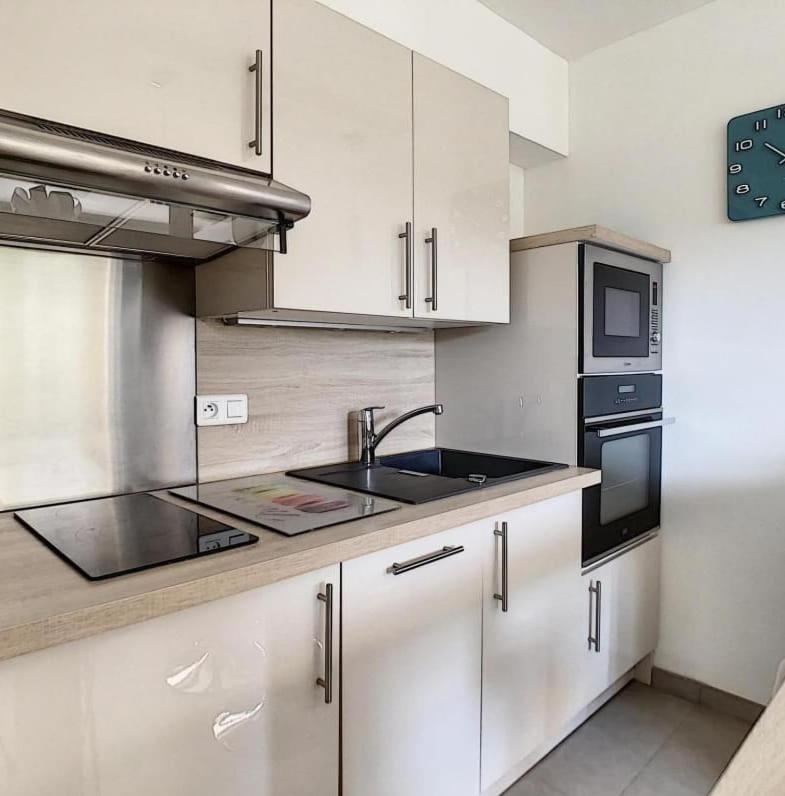 Appartement - 1 Minute De La Et De La Promenade Des