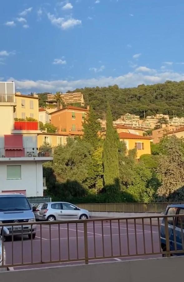 Entier. Riquier Apartment Nice