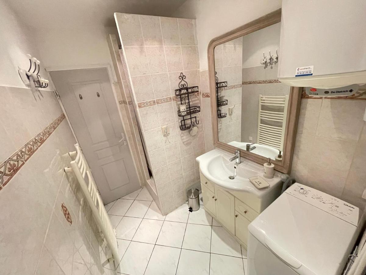 Renting - 9 Massena - Spacious Massena Square - Ac - Fully Equipped *
