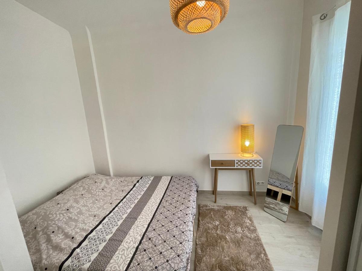 Renting - Penchienatti - Spacious - 2 Bedrooms - King Bed - View Heart Of Appartement