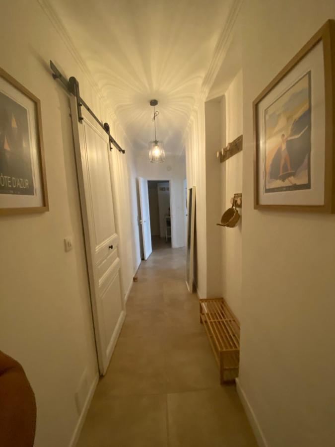 2 Pieces Hyper Centre * Nice