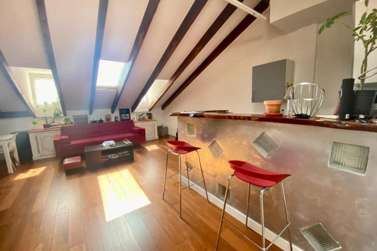 Bright And Cosy 50 M In The Heart Of Nice