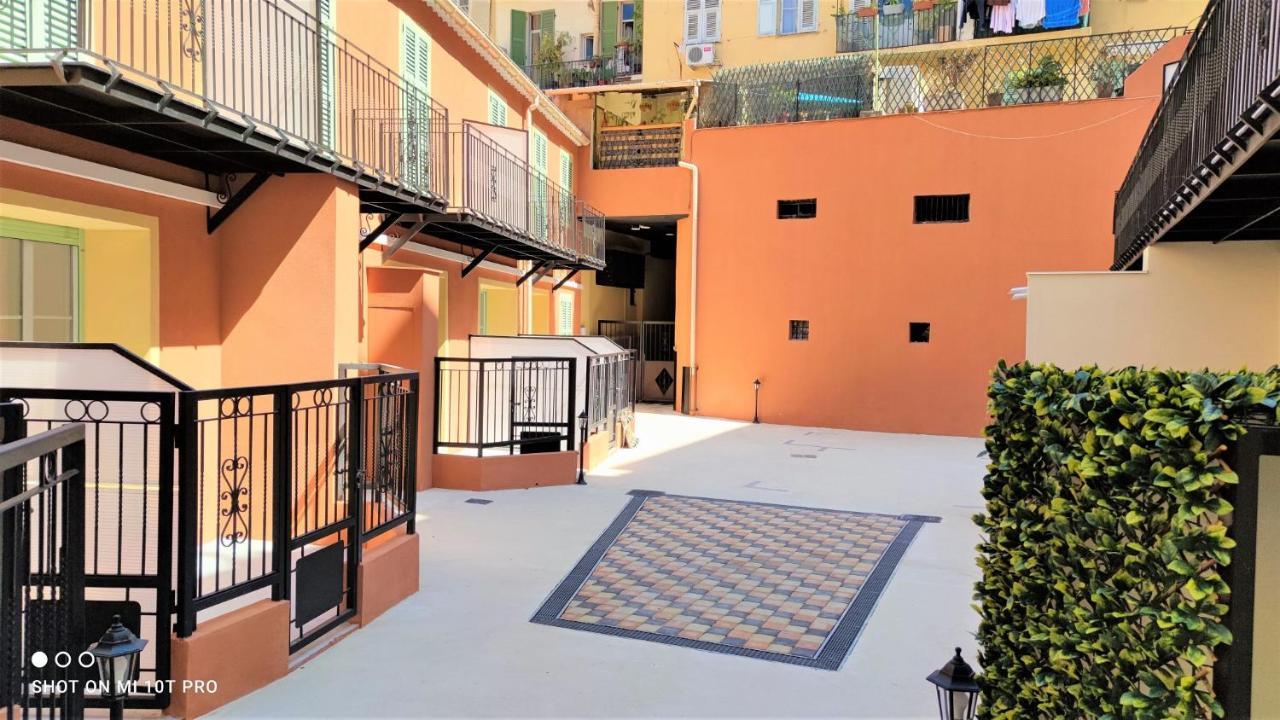 Delille Centre 09 Apartment