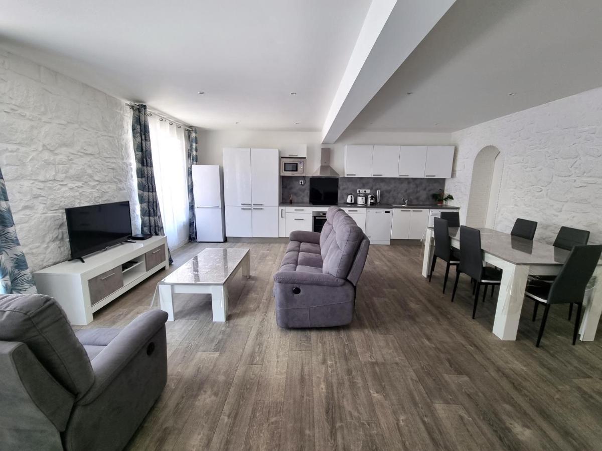 Bel 2 Climatise Centre Apartment