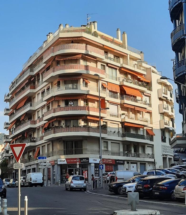 Apartment Sur Le Toit Nice