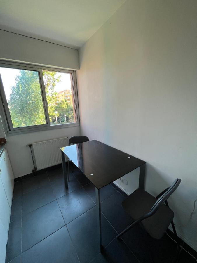 2 Pieces Avec Terrasse En Privee *