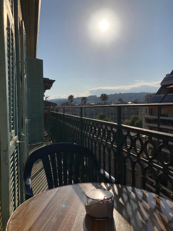 Heart Center Of - Place Grimaldi - 1 Bedroom, 1 Living Room, Balcony Appartement *