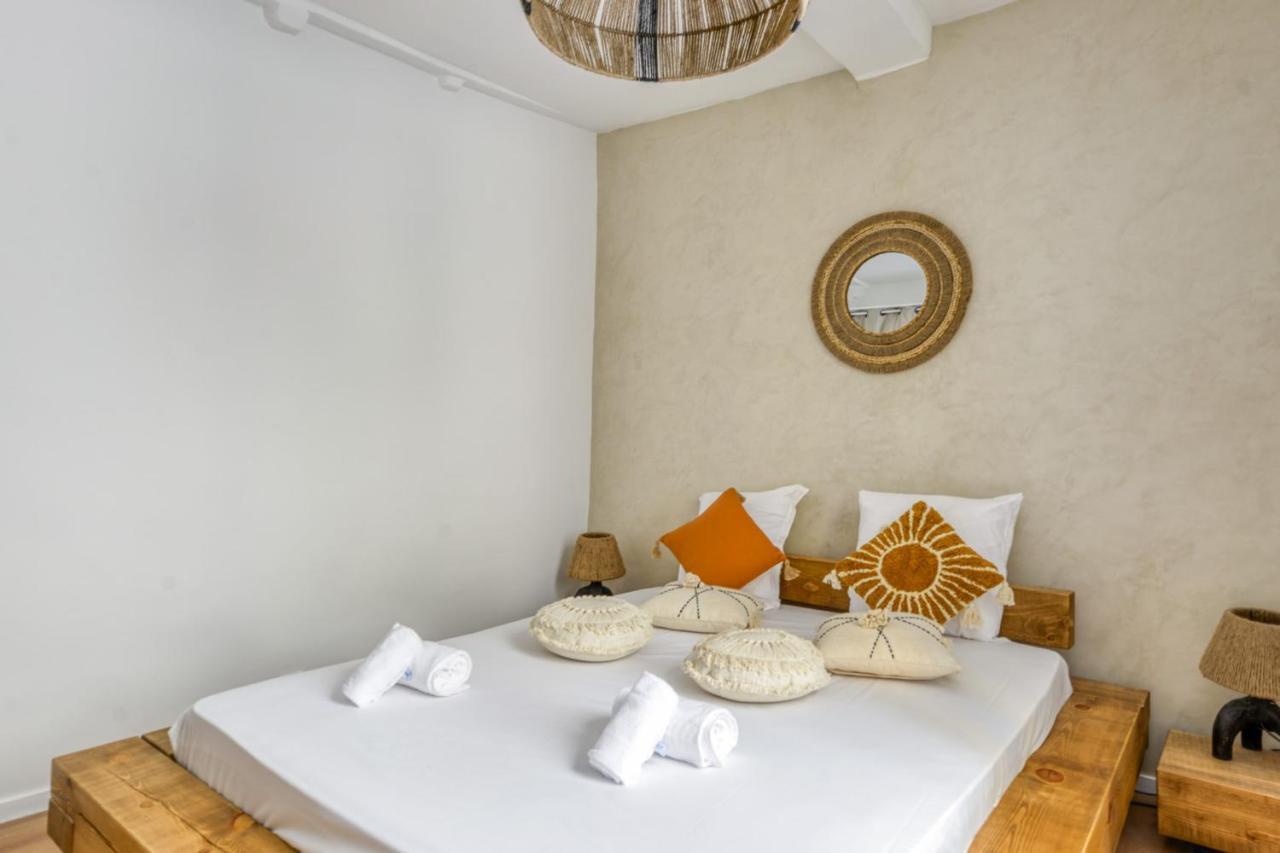 Wonderful In The Heart Of The Old Town - - Welkeys * Nice