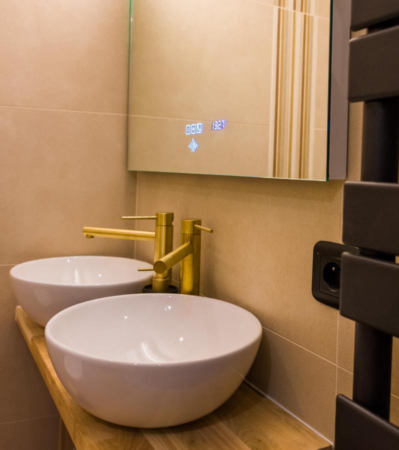 Apartment Vieille Neuf Et Cosy, Deux Chambres, 6 Couchages *