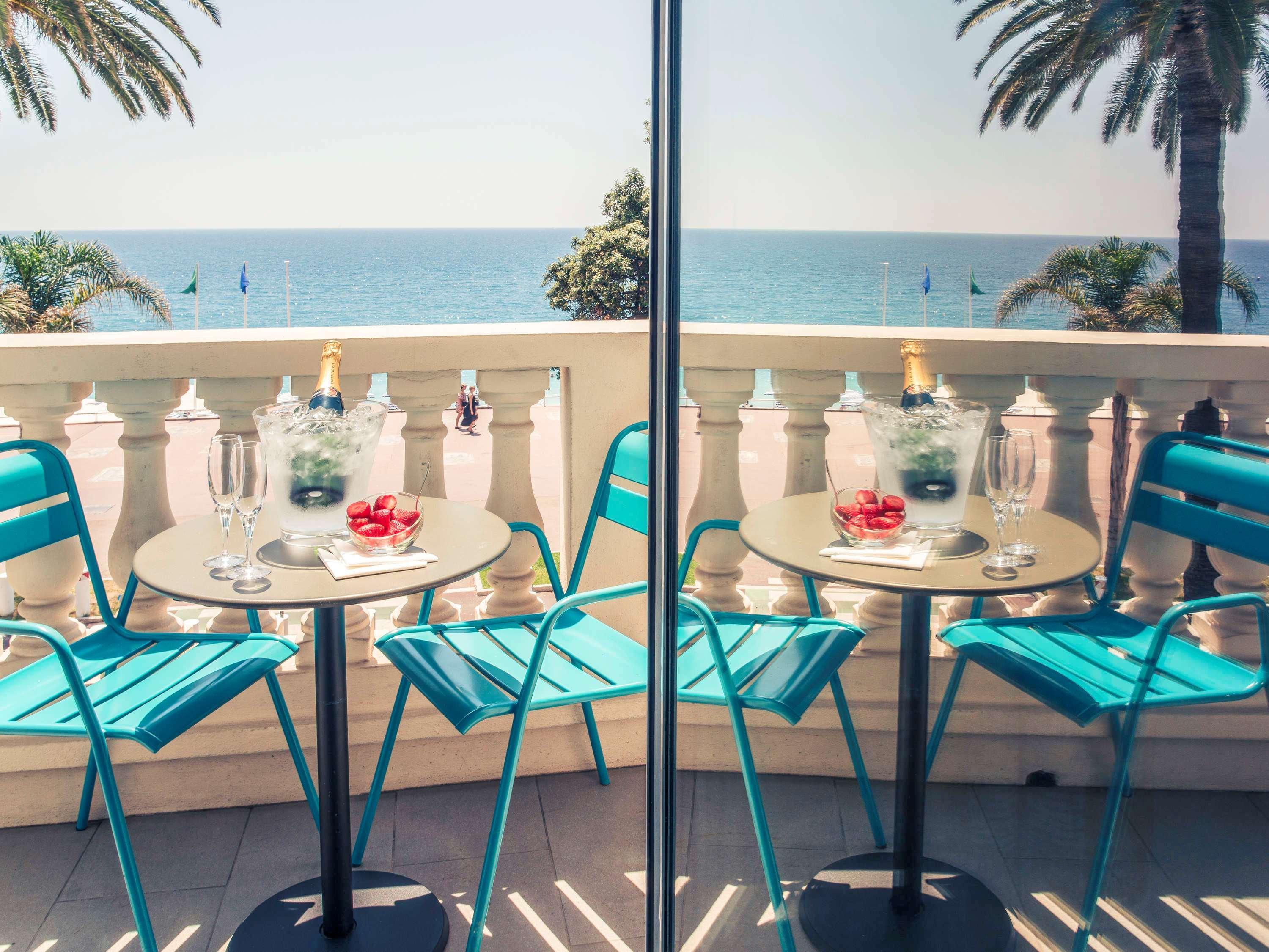 Mercure Marche Aux Fleurs Hotel