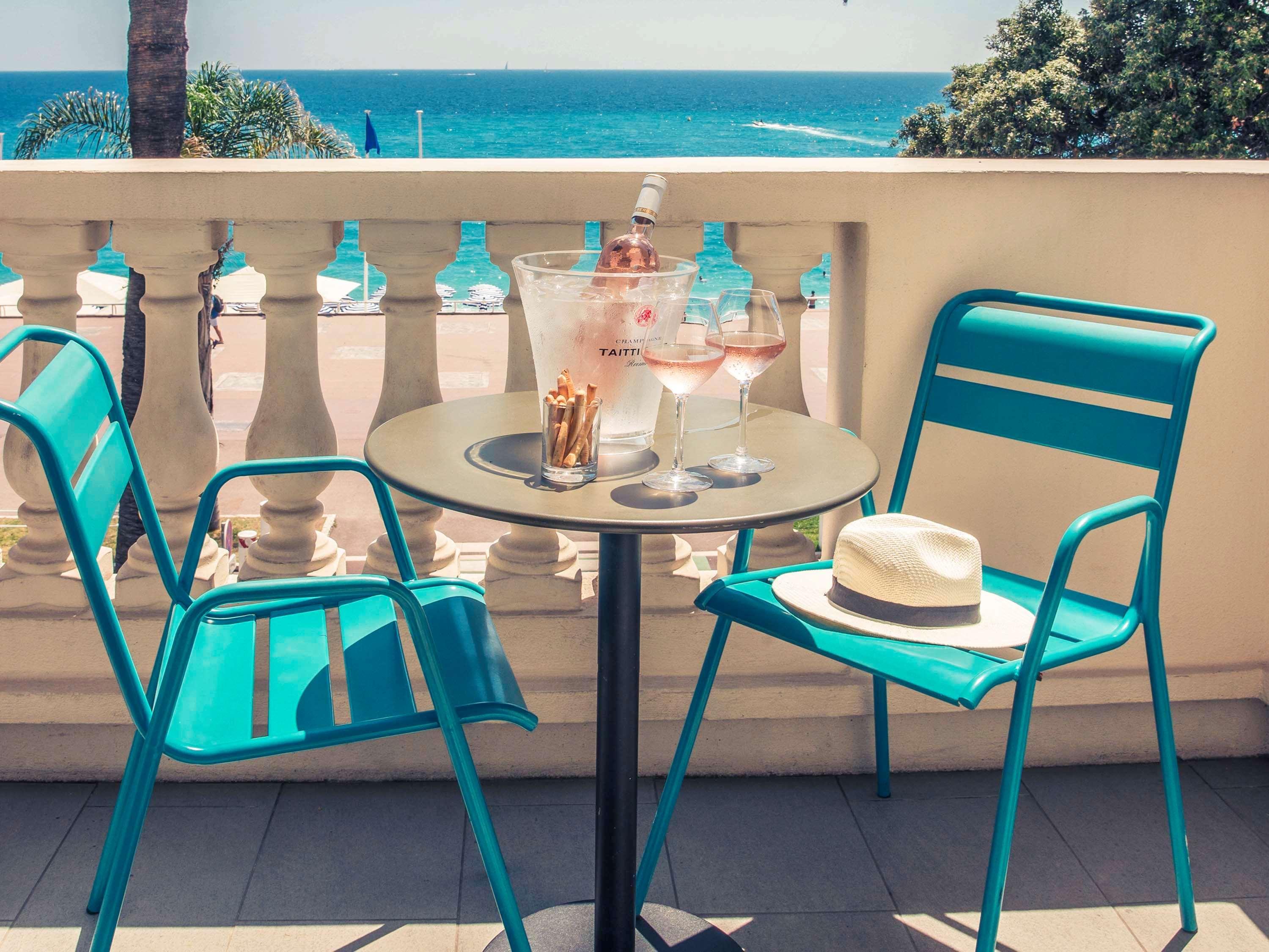 Mercure Marche Aux Fleurs Hotel