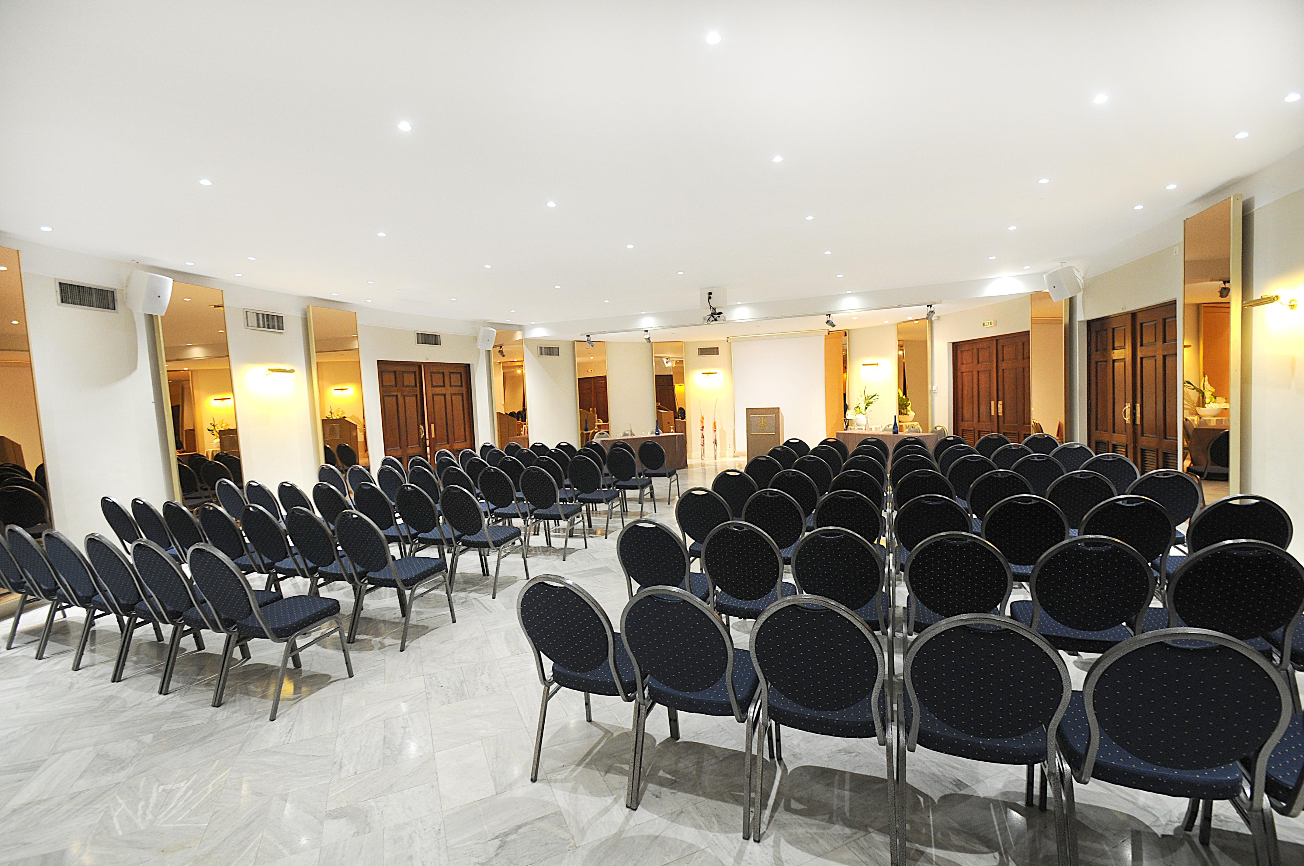 Gounod Fully Renovated Hotel 4*