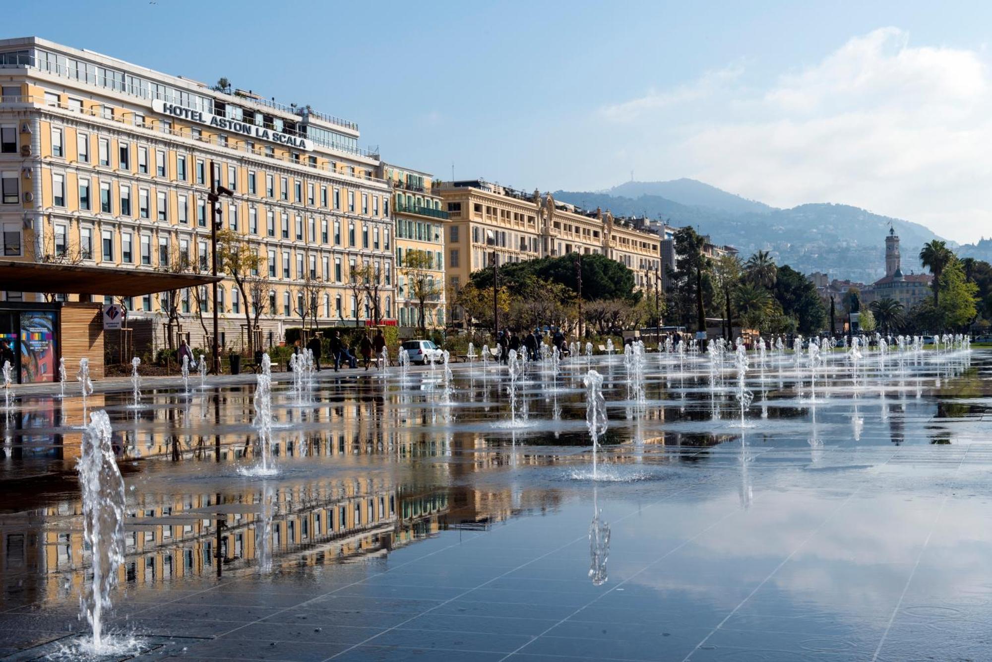 Aston La Scala Hotel