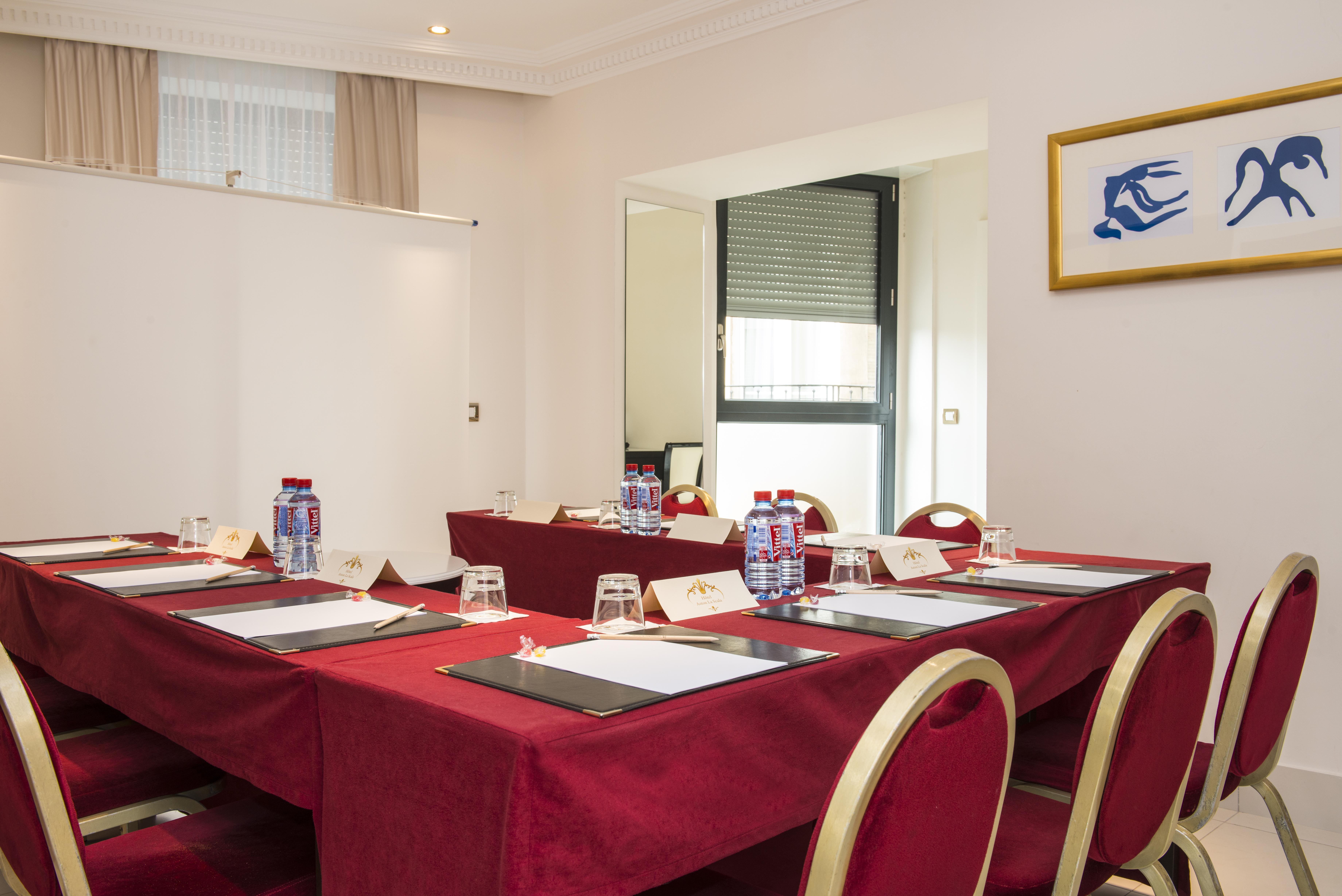 Aston La Scala Hotel