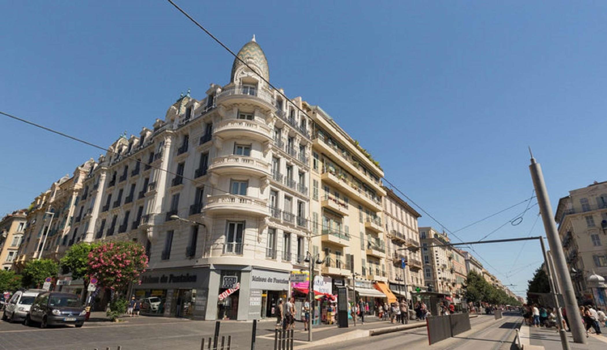 Le Noailles Gare Hotel