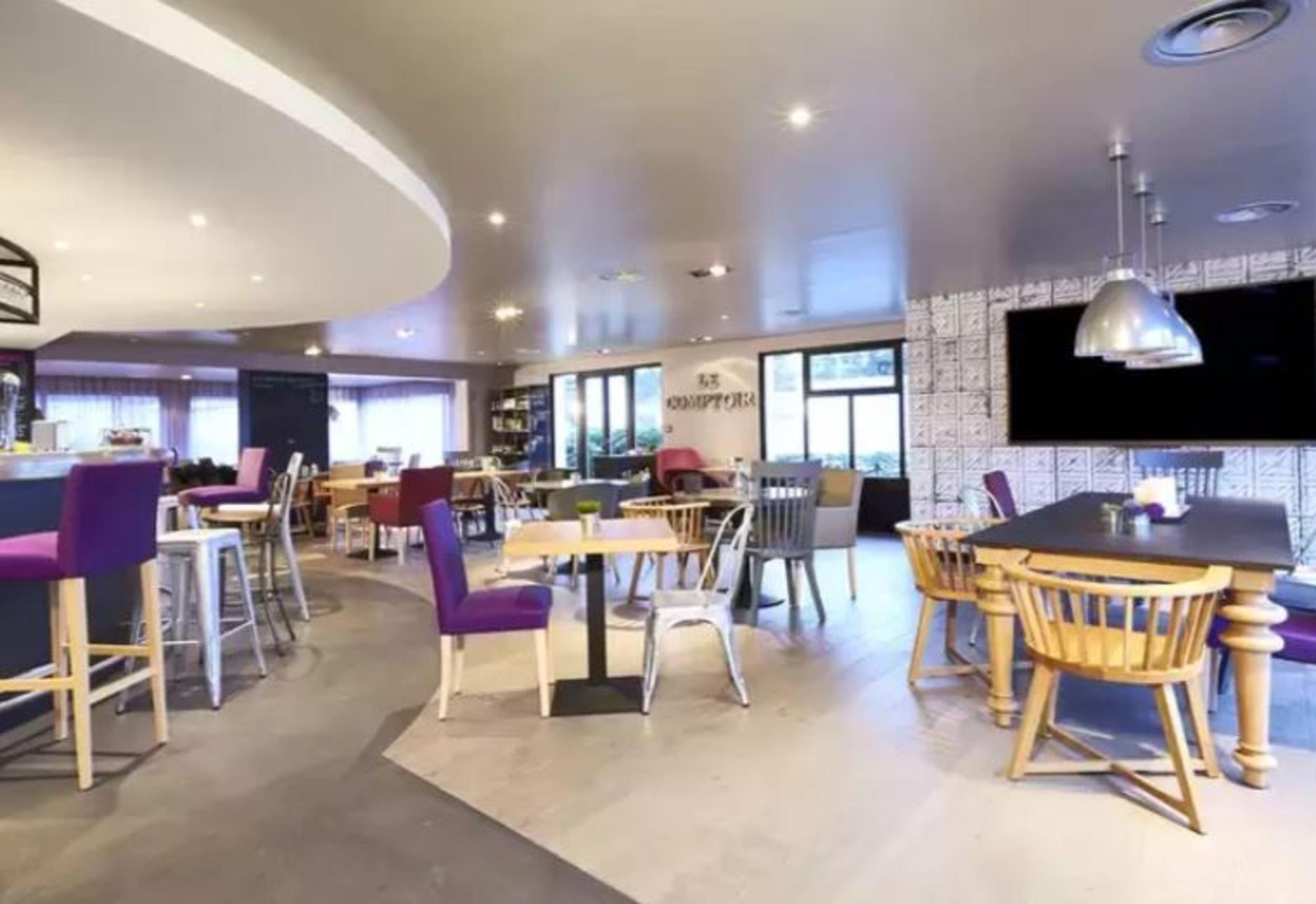 Hotel Campanile Prime - Airport 3*