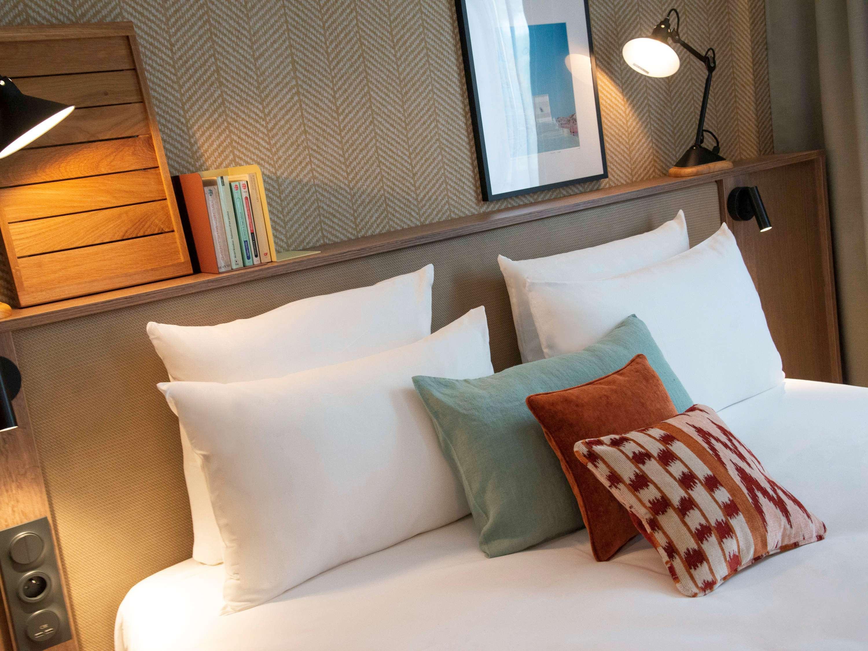Novotel Airport 4*