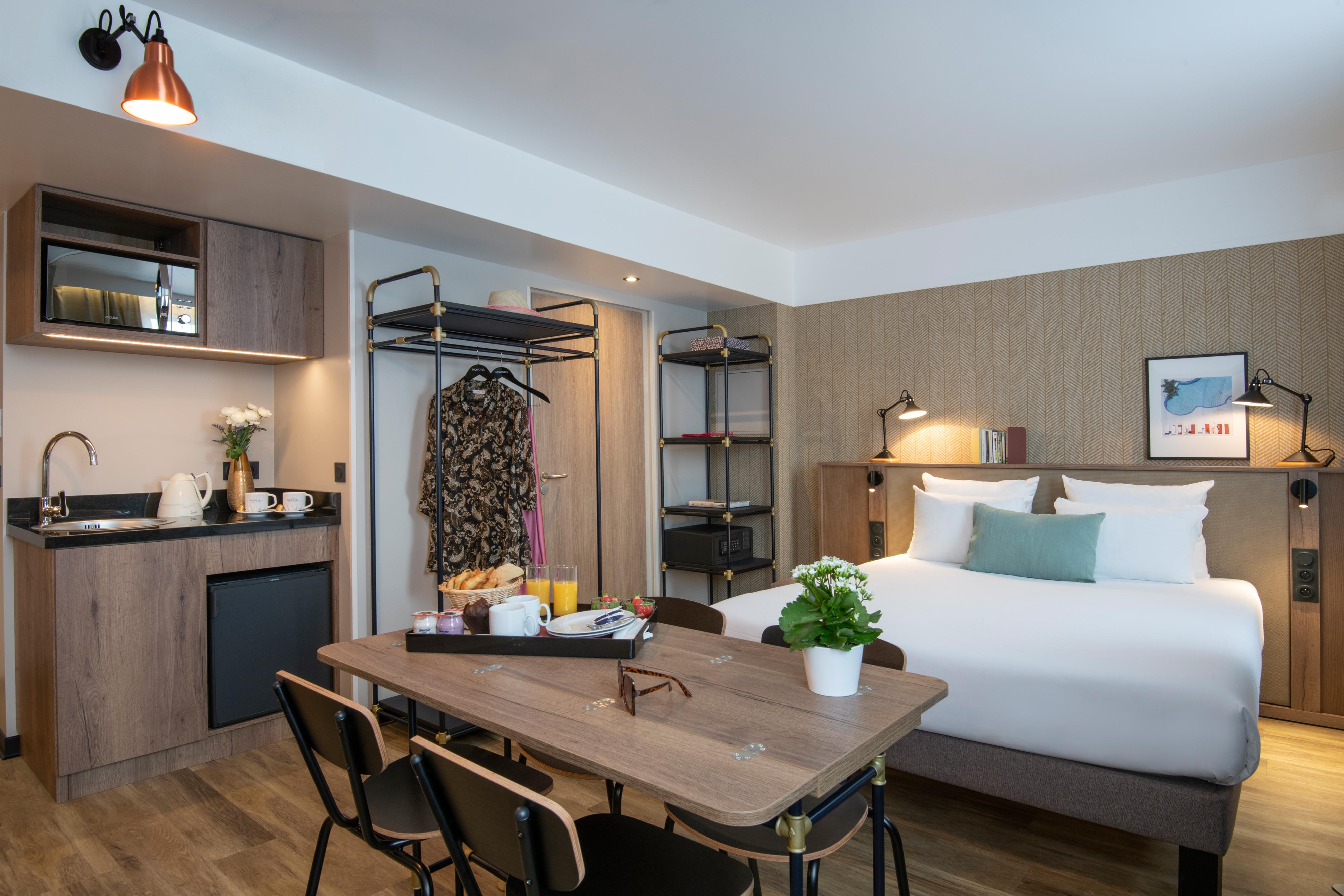 Novotel Airport 4* Nice