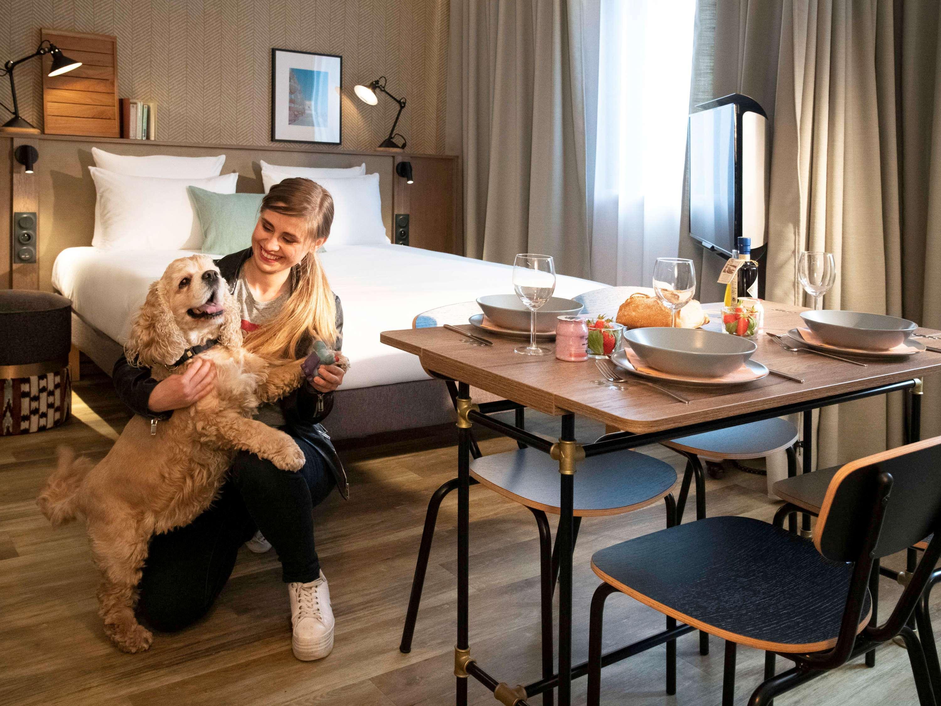 Hotel Novotel Airport 4*