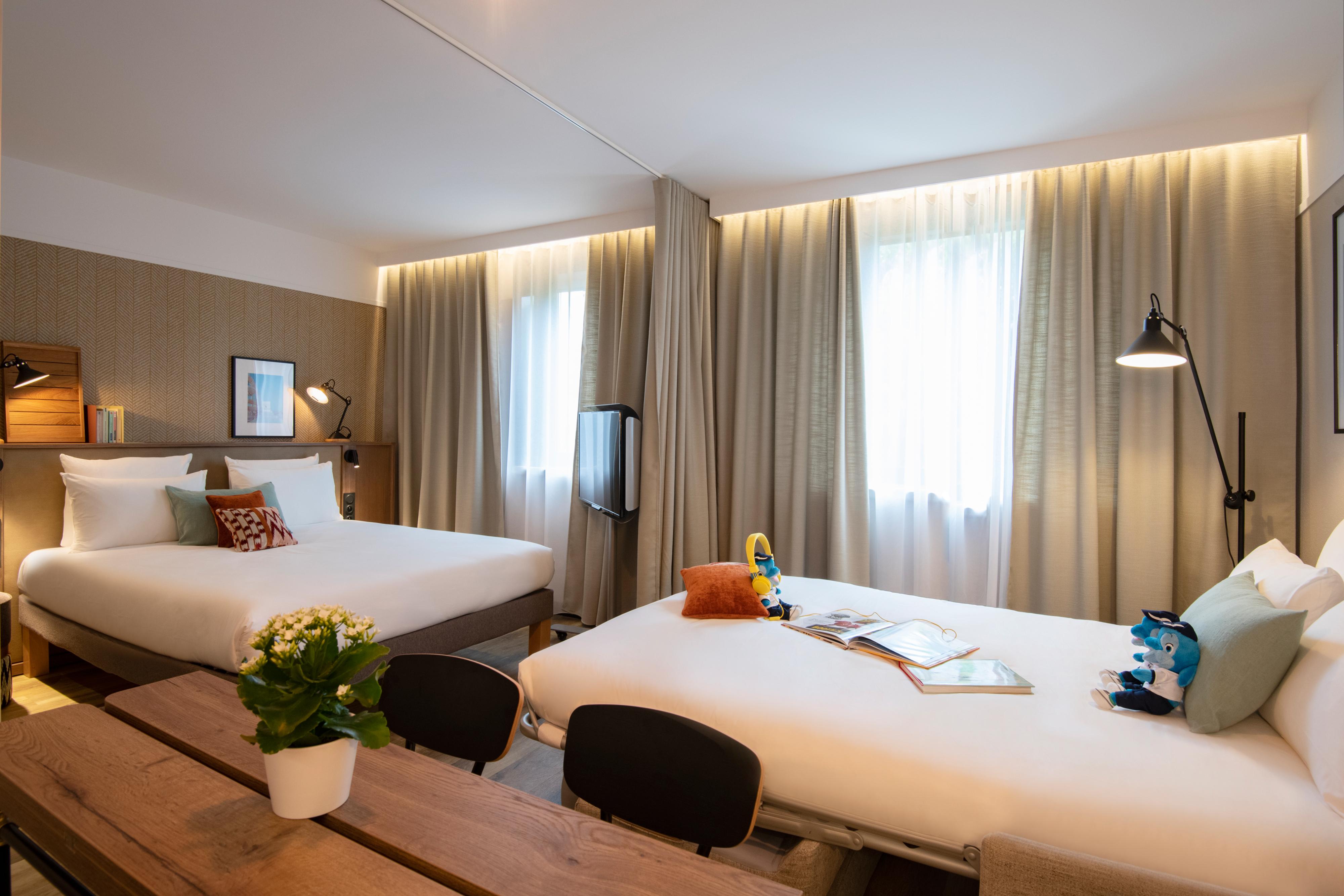 Novotel Airport Hotel