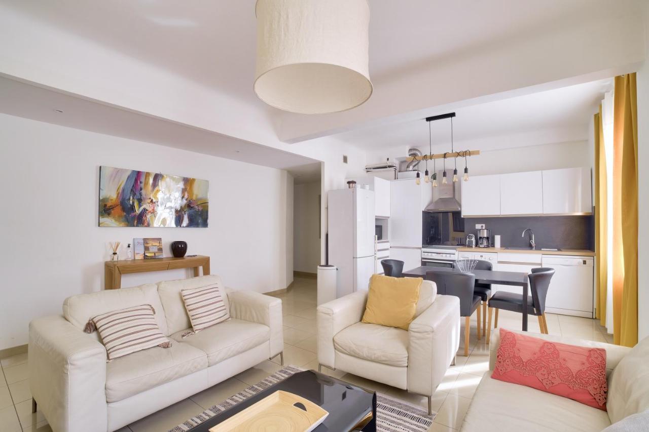 Apartment Superb T3 100 Meters From The Port Of *