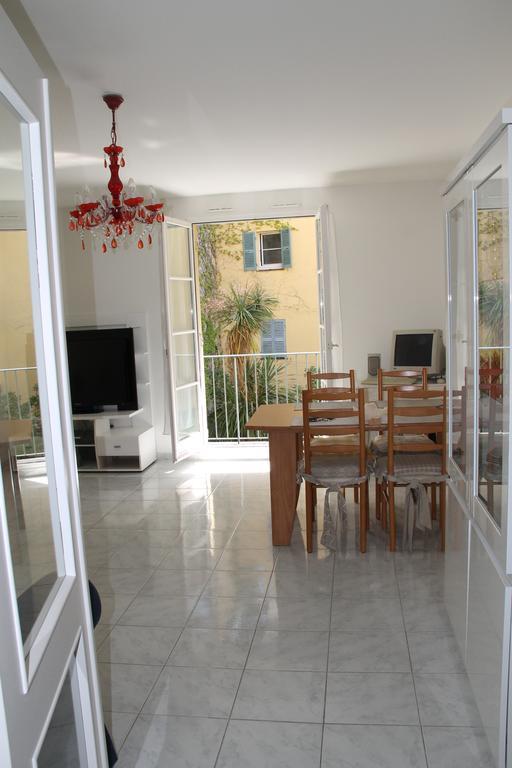 Appartement Long In Old Town Of Nice, Castle Hill