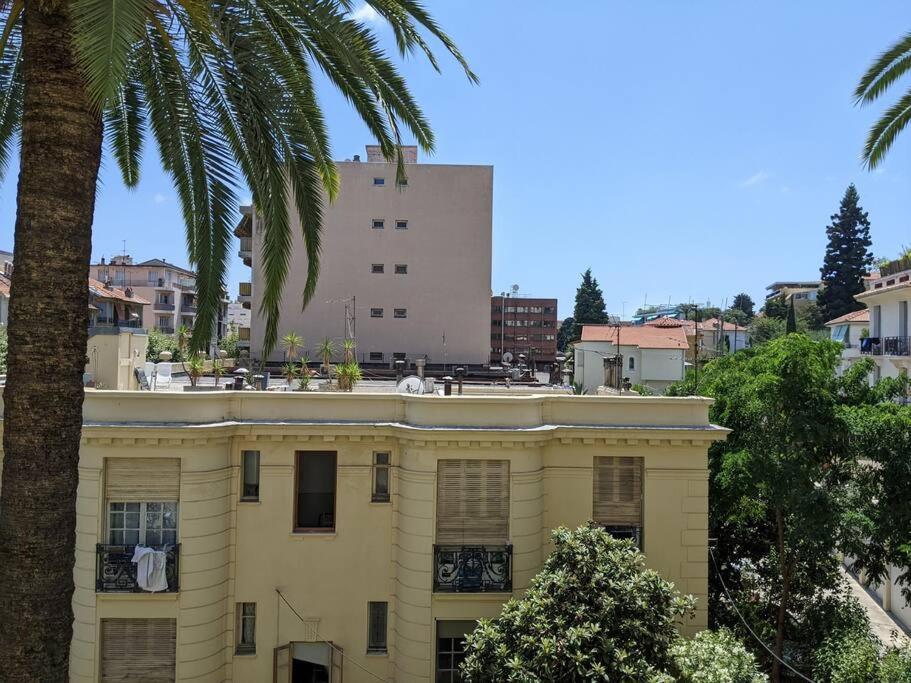 Amazing 2-bedroom In Near The