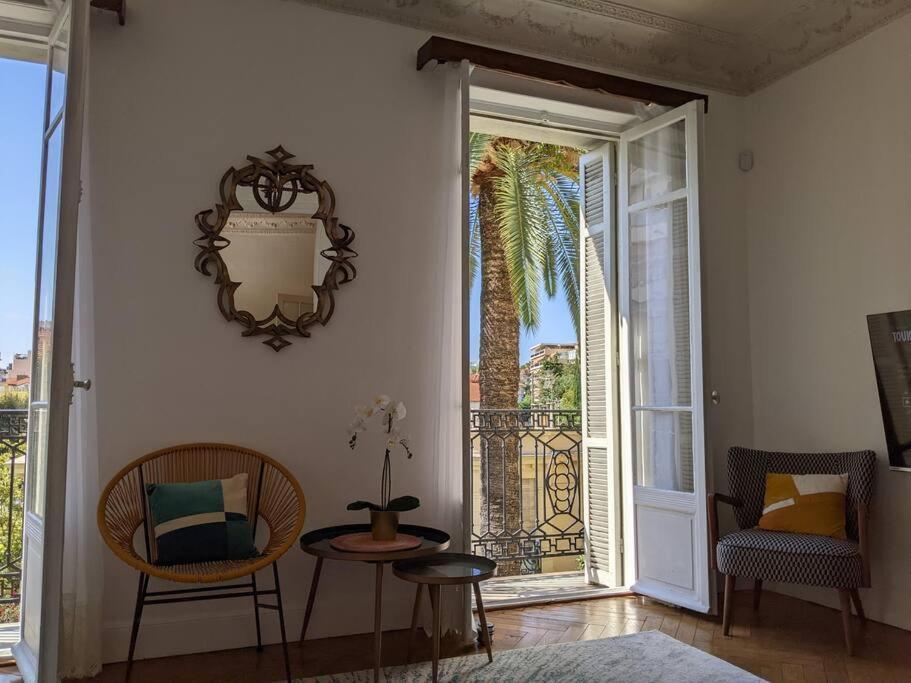 Amazing 2-bedroom In Near The * Nice