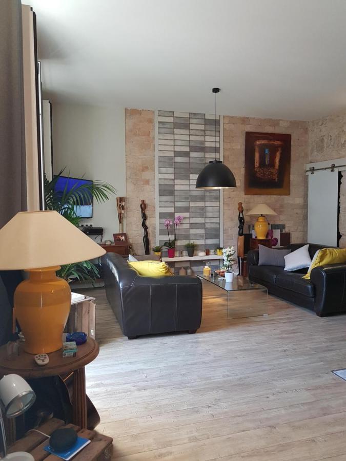 Superieures Privees, Plein Centre-ville De - Hubert Homestay *