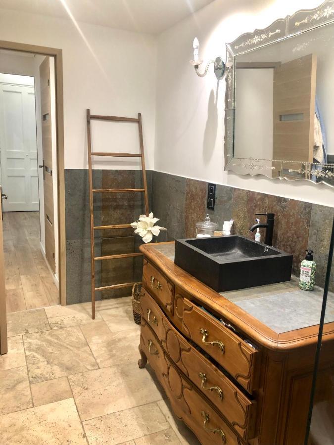 Apartamento Zen Avec Patio Et Climatisation, En Centre-ville Nice