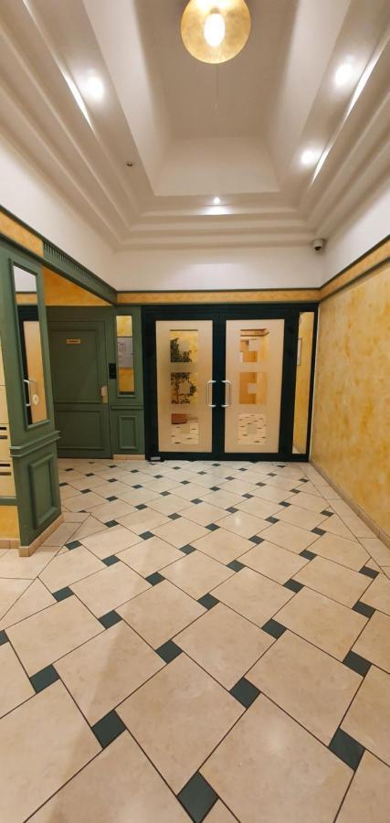 Apartment Lovely 1 Bedroom Vacation With Free Parking. Nice