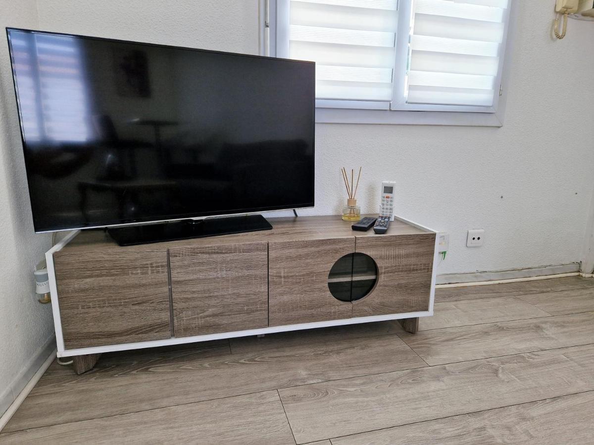Plein Centre Climatise Et Spacieux Avec Grande Terrasse Sur Le Toit A Apartamento