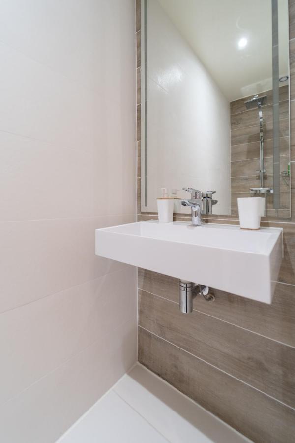 Old Town Renovated 2br Near Beaches & Cours Saleya Apartment *