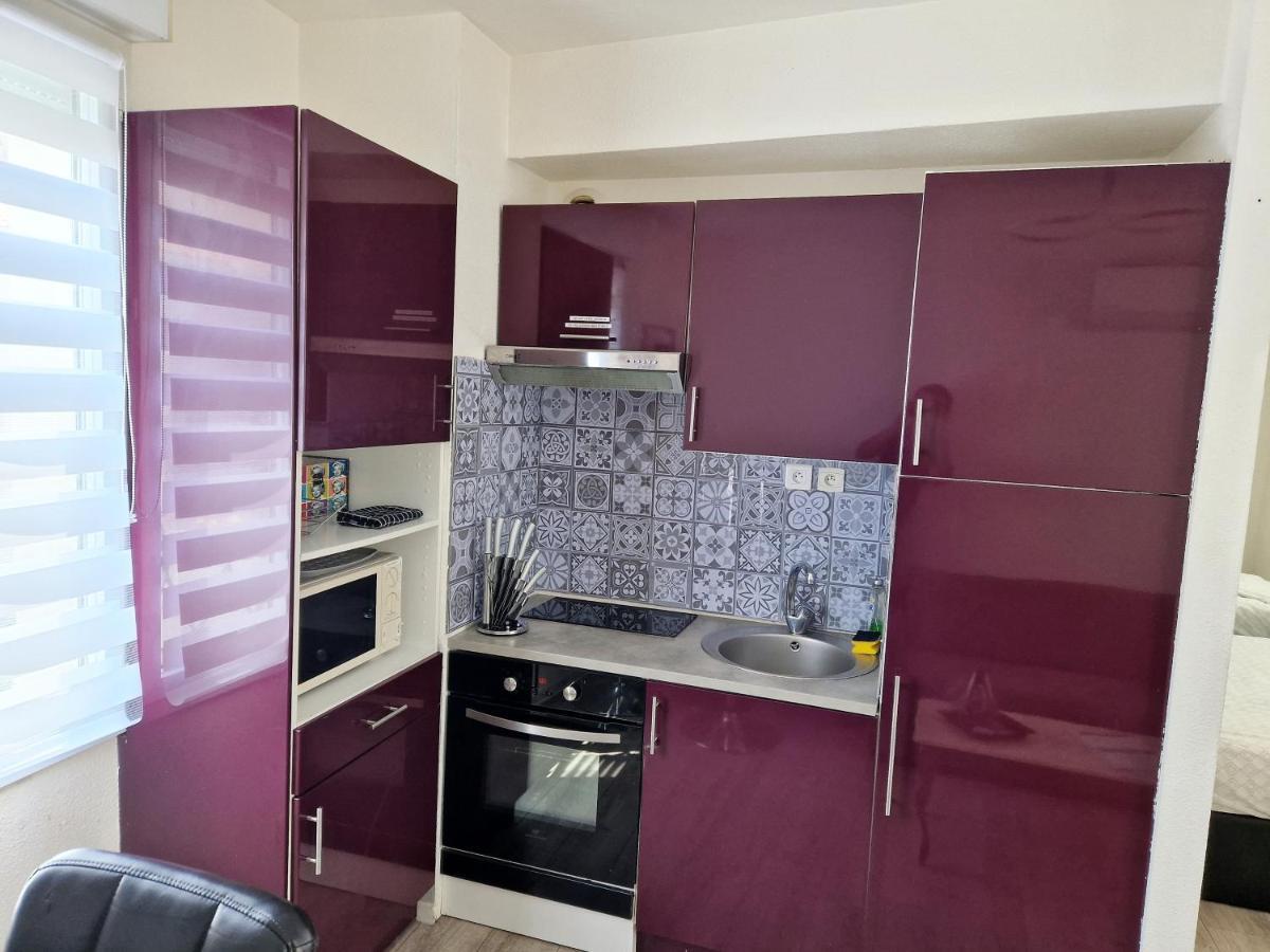 Apartamento Plein Centre Climatise Et Spacieux Avec Grande Terrasse Sur Le Toit A *