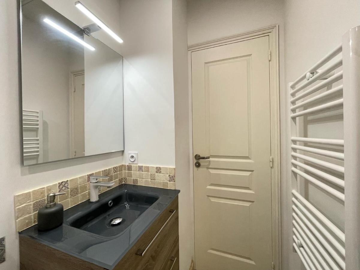 Renting - Cambrai - Luxurious Sea View Terrasse - King Bed - Parking - Ac - Fully Equipped Appartement