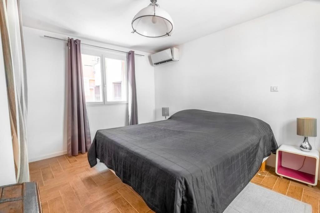 Lovely Townhouse In A Lively Area Close To The Old