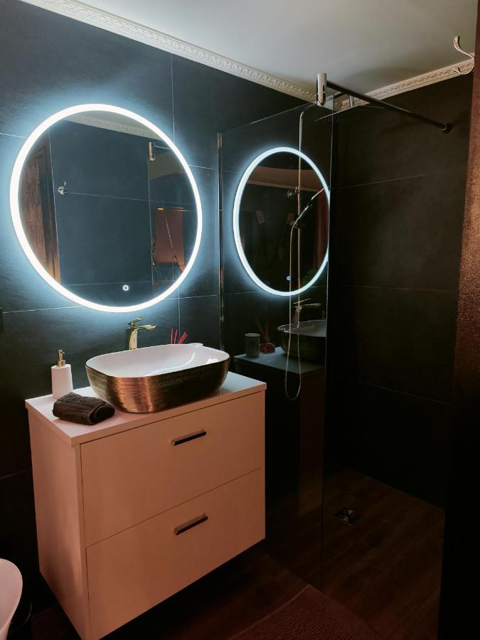 Appartement La Loveroom Bdsm De La Luxe Des Désirs