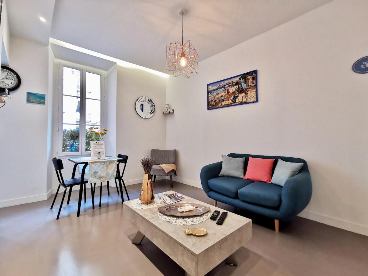 Le Petit Balcon By Guys * Nice