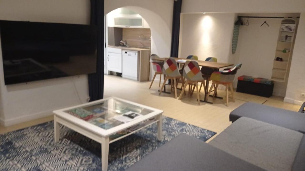 Charming And Modern Cave In The Heart Of The Port Nice