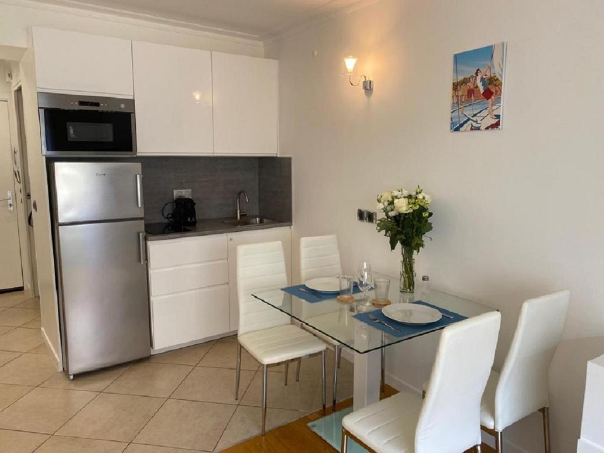 Sunny Studio With Balcony And Ac Near The Sea *