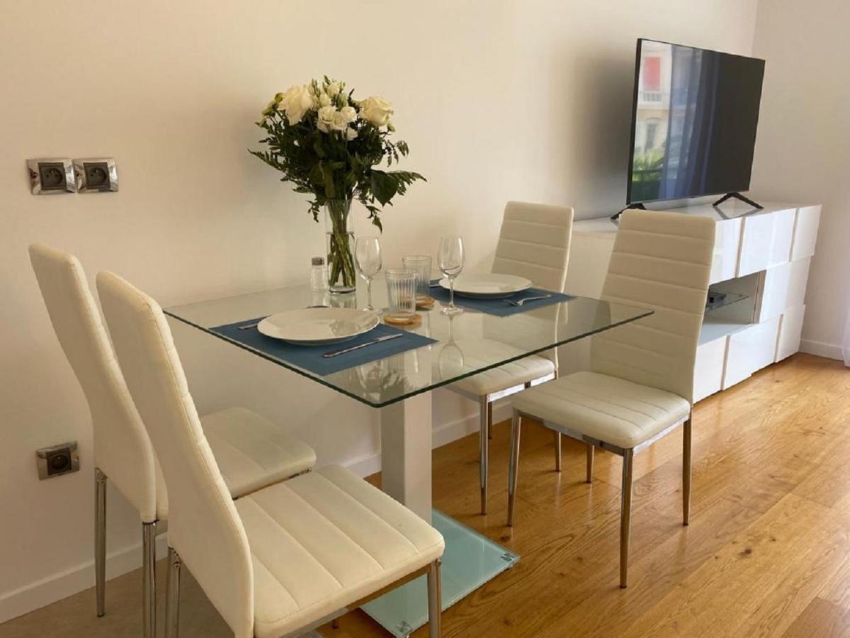 Appartement Sunny Studio With Balcony And Ac Near The Sea *