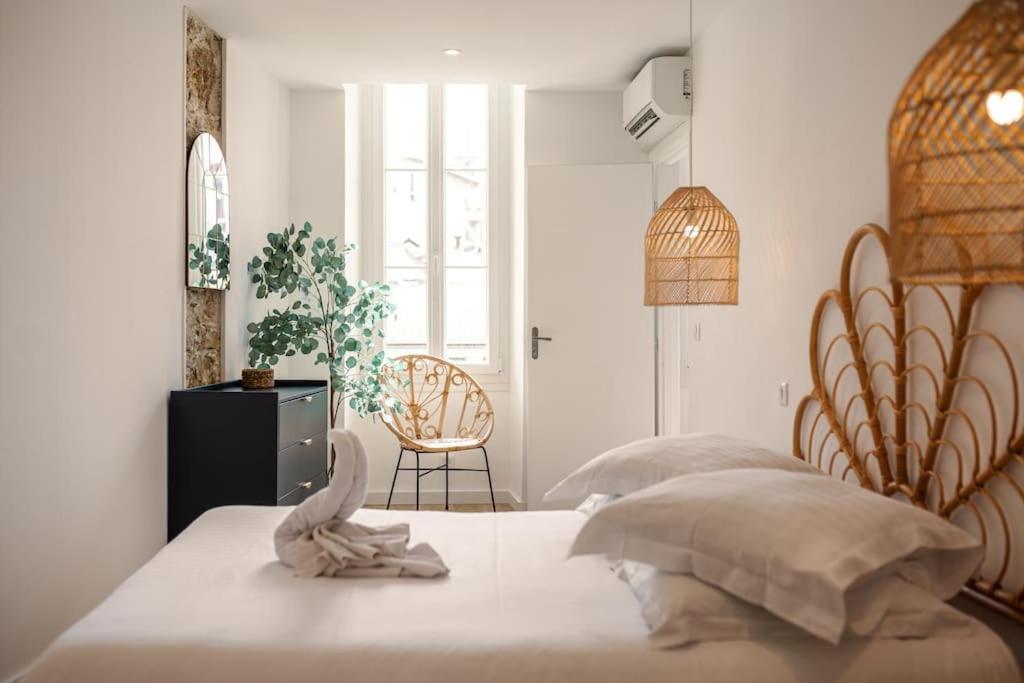A/c & Balneo In Of Carre D'or #renovated