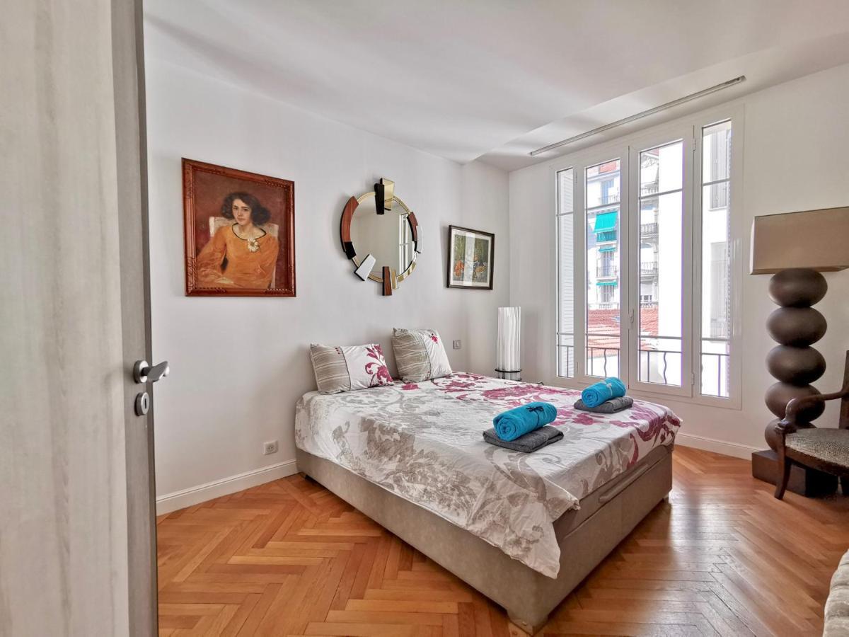 Luxury Baquis Apartment Nice