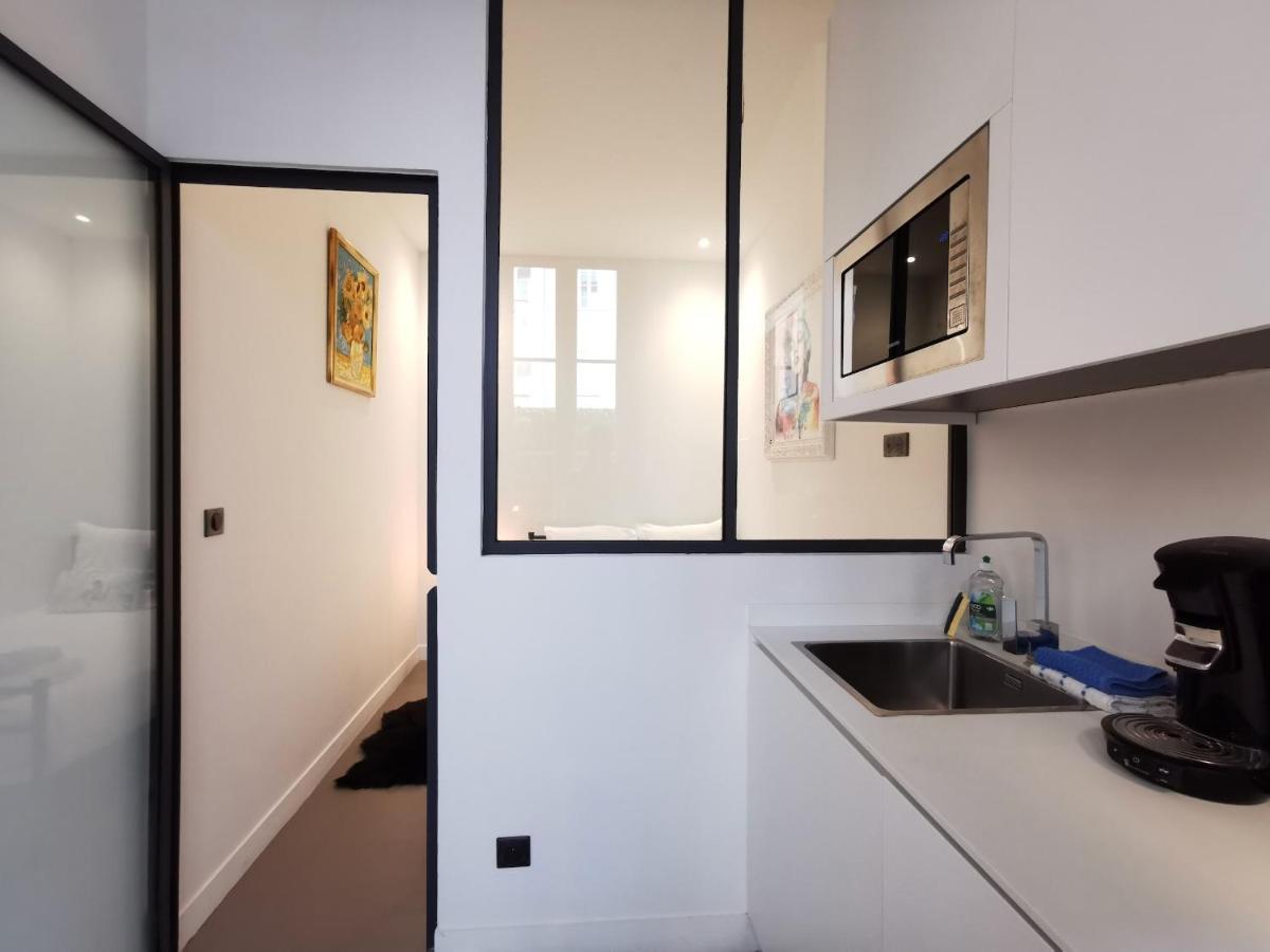 Le Petit Balcon By Guys Nice
