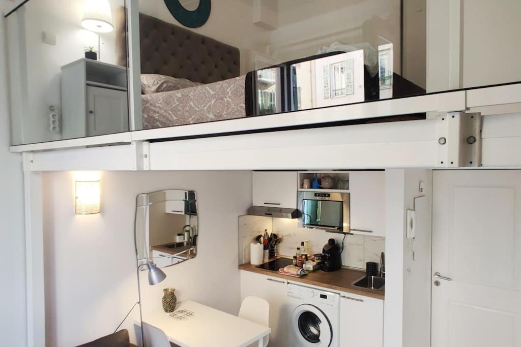 Duplex Central Close Beaches And Shops And Balcony Apartment Nice